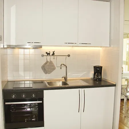 Apartment Live In The Heart Of